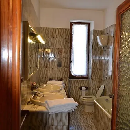 فندق مبيت وإفطار L'antropologo ألغيرو